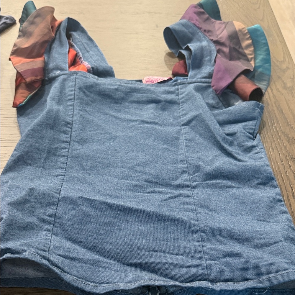 El Armario de Simona Denim Top with Colorful Ruffle Sleeves